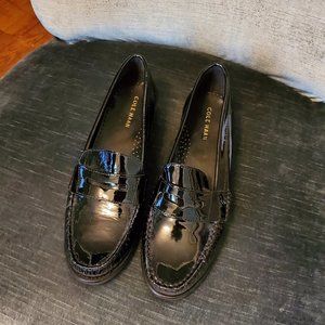 Cole Haan Black leather shoes - Size 7B